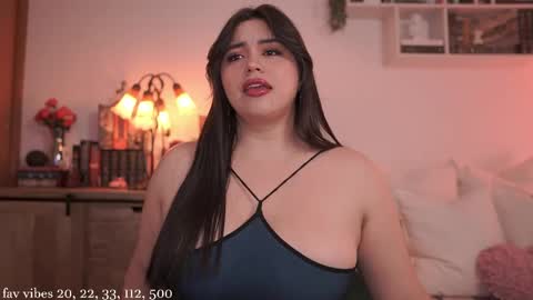 IG thickemmsss online show from May 8, 2026, 5:29 pm