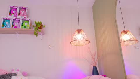 Emily Bank online show from April 27, 2026, 7:56 pm