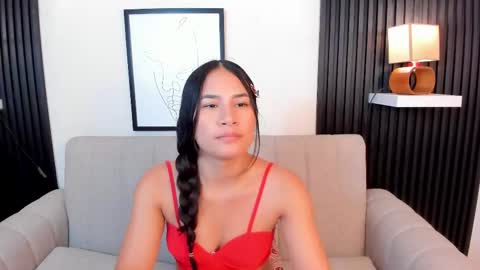 emilyy_kim online show from October 16, 2025, 10:33 pm