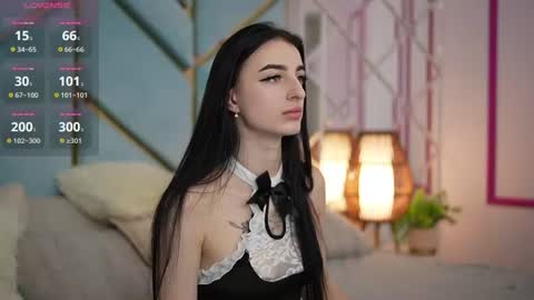 emilyymoon online show from July 8, 2026, 7:29 pm
