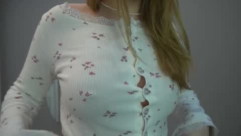 Eminent Eva online show from January 5, 2026, 6:11 pm