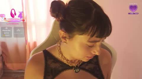 emma online show from December 15, 2025, 7:18 pm