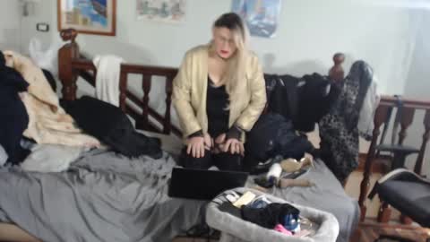 Snapshot of emma671 chatting on March 9, 2025, 6:50 am emma online show from March 9, 2025, 6:50 am