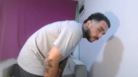 emma______1996 online show from April 27, 2026, 7:17 am