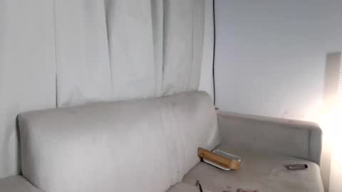 Snapshot of emma______1996 chatting on July 18, 2026, 10:08 am emma______1996 online show from July 18, 2026, 10:08 am