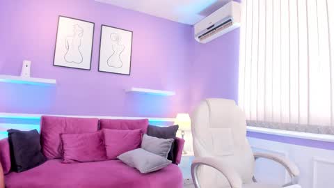 Snapshot of emma__walkerr_ chatting on January 25, 2025, 7:07 pm emma__walkerr_ online show from January 25, 2025, 7:07 pm