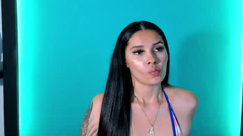 emma_ah online show from April 27, 2026, 8:29 pm