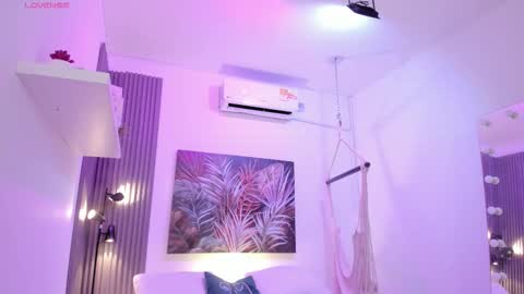 Alice online show from October 28, 2025, 12:09 pm