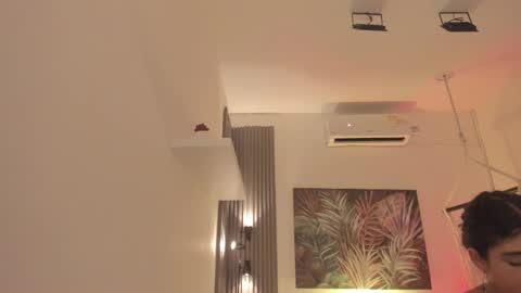 Alice online show from November 12, 2025, 12:05 pm