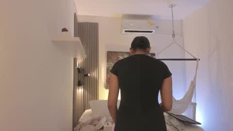 Alice online show from December 18, 2025, 10:43 am