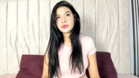 emma_and_aysha online show from July 30, 2026, 8:52 pm