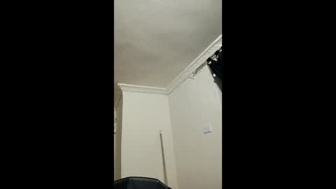 emma_and_thom online show from March 18, 2026, 2:15 am