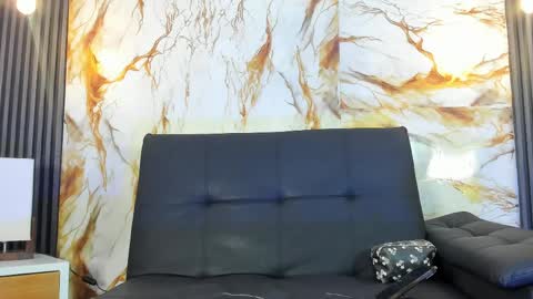 emma_angel_04 online show from May 19, 2026, 2:01 pm
