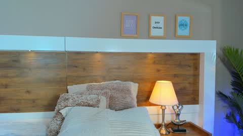 Snapshot of emma_bakker_ chatting on December 18, 2024, 5:31 pm Emma online show from December 18, 2024, 5:31 pm