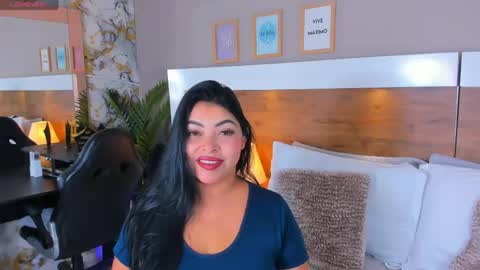 Emma  online show from May 14, 2026, 1:29 pm