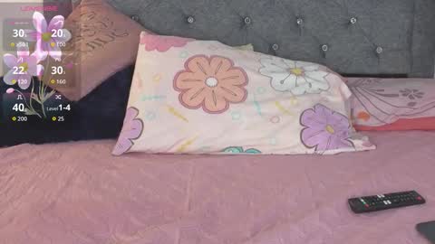 Snapshot of emma_blake__ chatting on January 12, 2026, 1:55 am Emma online show from January 12, 2026, 1:55 am