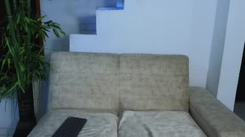 Emma Blue  modelo independiente online show from April 29, 2026, 2:59 am