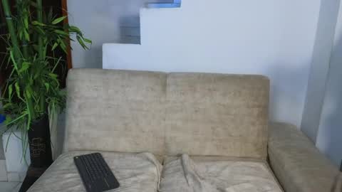 Emma Blue  modelo independiente online show from April 30, 2026, 3:02 am