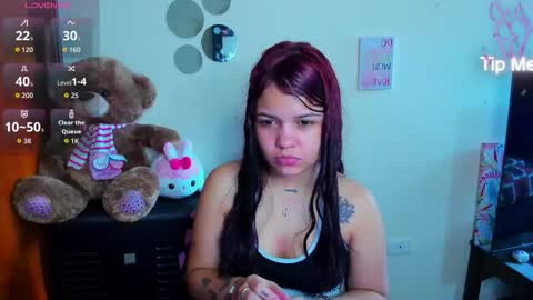 emma_boo_ online show from March 5, 2026, 2:13 pm