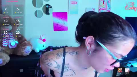 Snapshot of emma_boo_ chatting on June 14, 2026, 4:20 pm emma_boo_ online show from June 14, 2026, 4:20 pm