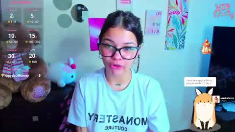 Snapshot of emma_boo_ chatting on June 20, 2026, 2:20 pm emma_boo_ online show from June 20, 2026, 2:20 pm