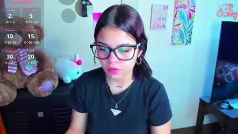 Snapshot of emma_boo_ chatting on June 23, 2026, 2:59 pm emma_boo_ online show from June 23, 2026, 2:59 pm