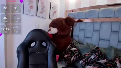 Snapshot of emma_carterr1 chatting on July 19, 2026, 1:26 pm pau online show from July 19, 2026, 1:26 pm