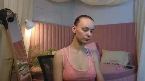 emma_chaser online show from April 27, 2026, 1:25 am