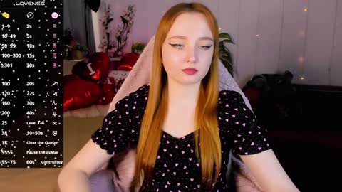 Snapshot of emma_chery chatting on February 5, 2025, 8:43 am Emma online show from February 5, 2025, 8:43 am