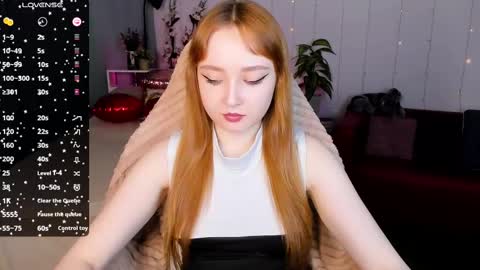 Snapshot of emma_chery chatting on February 13, 2025, 6:20 am Emma online show from February 13, 2025, 6:20 am