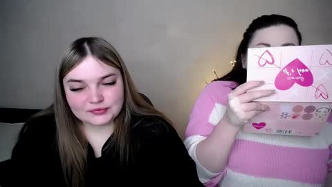 Snapshot of emma_dorn chatting on May 3, 2026, 5:46 am Eva online show from May 3, 2026, 5:46 am