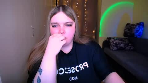Snapshot of emma_dorn chatting on May 28, 2026, 9:28 am Eva online show from May 28, 2026, 9:28 am