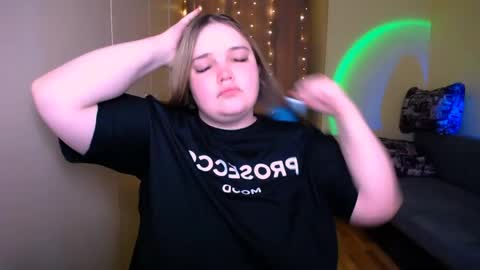 Snapshot of emma_dorn chatting on May 31, 2026, 10:11 am Eva online show from May 31, 2026, 10:11 am