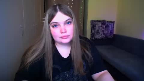 Snapshot of emma_dorn chatting on June 12, 2026, 4:22 am Eva online show from June 12, 2026, 4:22 am