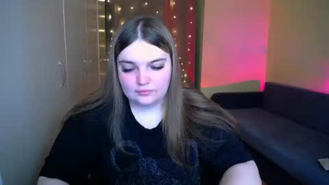 Snapshot of emma_dorn chatting on June 29, 2026, 12:16 pm Eva online show from June 29, 2026, 12:16 pm
