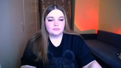 Snapshot of emma_dorn chatting on July 4, 2026, 9:37 am Eva online show from July 4, 2026, 9:37 am