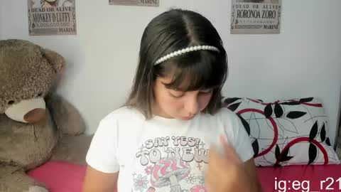 emma_grayys online show from April 17, 2026, 6:27 am
