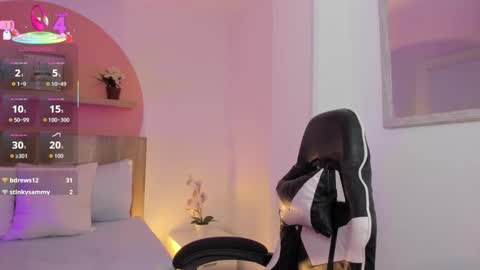 Snapshot of emma_greeyy chatting on October 20, 2025, 8:53 pm E M M A online show from October 20, 2025, 8:53 pm