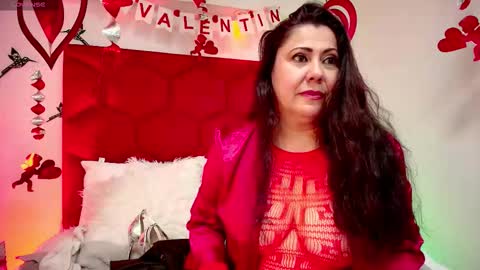 Snapshot of emma_jhomson chatting on February 16, 2026, 12:56 pm Emma 3 online show from February 16, 2026, 12:56 pm