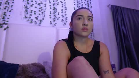 emma_johnson_ online show from April 28, 2026, 2:10 am