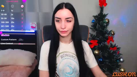 Snapshot of emma_jordan chatting on January 12, 2025, 10:34 am Emma online show from January 12, 2025, 10:34 am