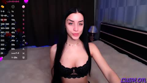 Snapshot of emma_jordan chatting on January 16, 2025, 9:59 am Emma online show from January 16, 2025, 9:59 am