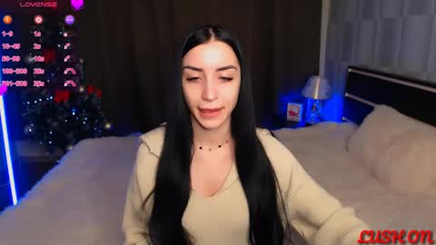 Snapshot of emma_jordan chatting on January 27, 2025, 9:34 am Emma online show from January 27, 2025, 9:34 am