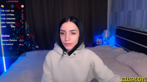 Snapshot of emma_jordan chatting on February 5, 2025, 10:30 am Emma online show from February 5, 2025, 10:30 am