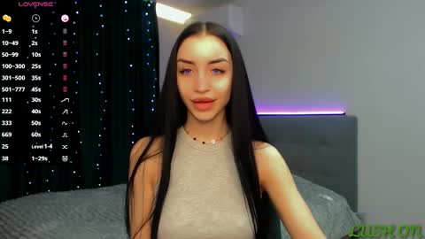 Snapshot of emma_jordan chatting on February 20, 2025, 10:27 am Emma online show from February 20, 2025, 10:27 am