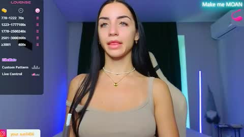 Snapshot of emma_jordan chatting on September 17, 2025, 7:21 am Emma online show from September 17, 2025, 7:21 am