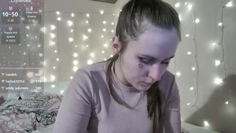 emma_just online show from December 20, 2025, 7:54 pm