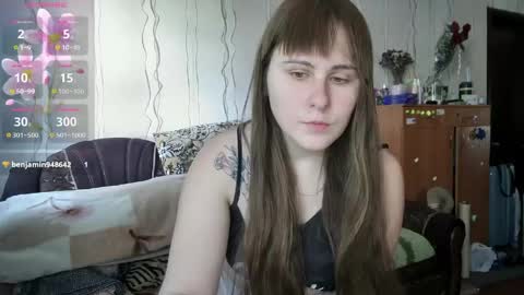 emma_just online show from May 1, 2026, 4:50 am