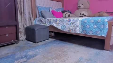 whises lits        online show from February 11, 2025, 11:32 am