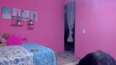 whises lits        online show from February 19, 2025, 12:11 pm